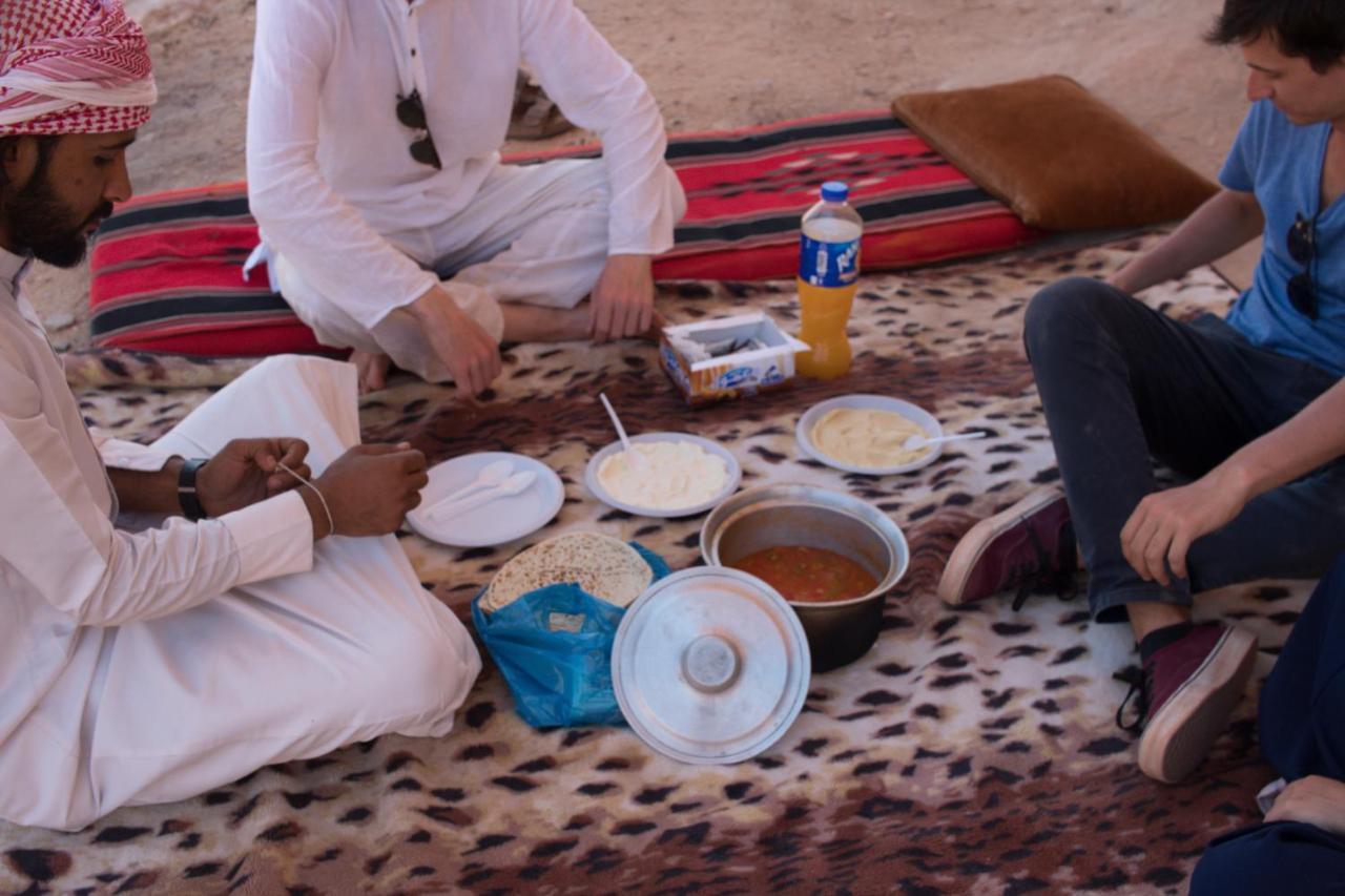 Отель Bedouins Life Camp Акаба Экстерьер фото